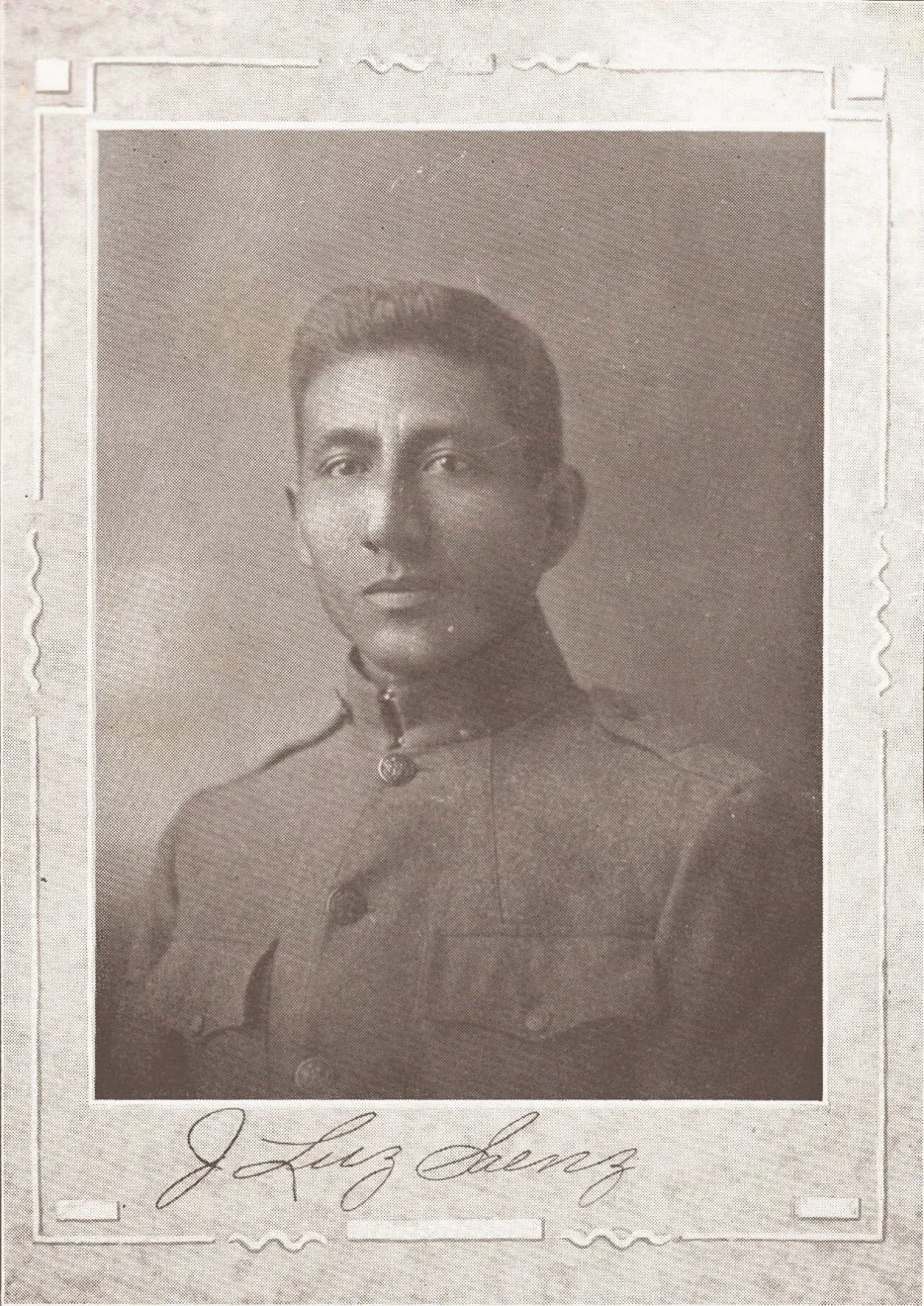Portrait of José de la Luz Sáenz in military uniform